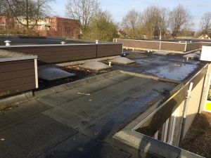 Foto 2 van het album Renovatie daken CBS de Schutkampen Smilde